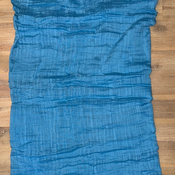 Beautiful Blue Scarf - Picture 2 of 2